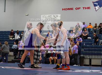 Thumbnail 2 in DeSoto Central vs North Pontotoc photogallery.