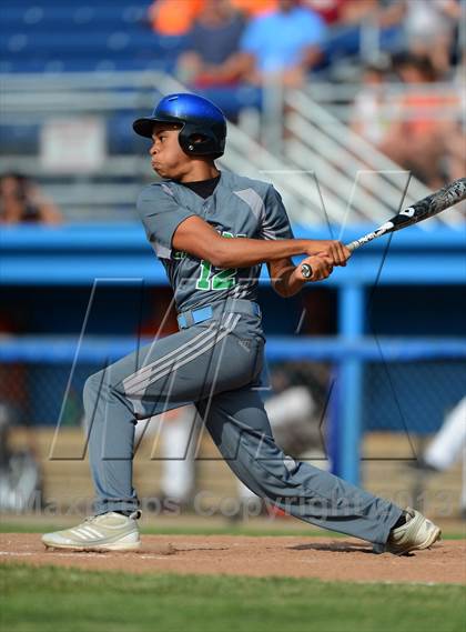 Thumbnail 1 in Lyndonville @ Fillmore (NYSPHSAA Section V Class-DD Final) photogallery.