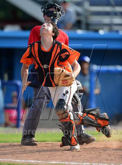 Thumbnail 3 in Lyndonville @ Fillmore (NYSPHSAA Section V Class-DD Final) photogallery.