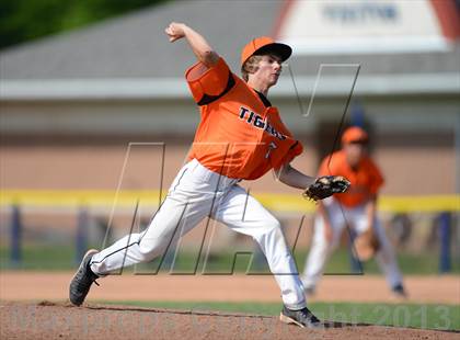 Thumbnail 1 in Lyndonville @ Fillmore (NYSPHSAA Section V Class-DD Final) photogallery.