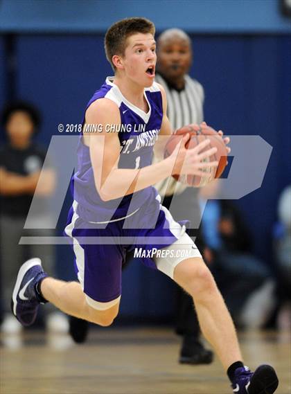 Thumbnail 2 in St. Anthony vs. Capistrano Valley (Coach Mike's Long Shot Challenge) photogallery.