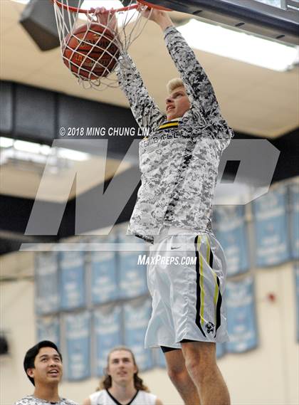 Thumbnail 1 in St. Anthony vs. Capistrano Valley (Coach Mike's Long Shot Challenge) photogallery.