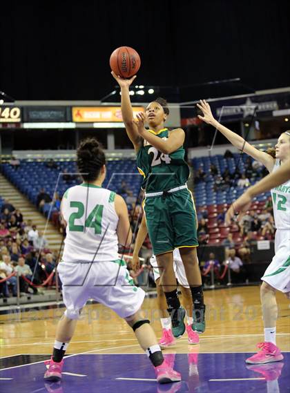 Thumbnail 2 in St. Mary's vs Kennedy (CIF SJS D1 Final) photogallery.