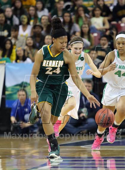 Thumbnail 2 in St. Mary's vs Kennedy (CIF SJS D1 Final) photogallery.