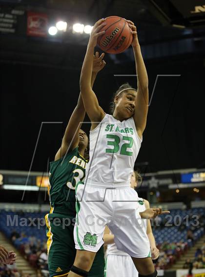Thumbnail 3 in St. Mary's vs Kennedy (CIF SJS D1 Final) photogallery.