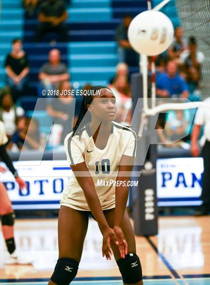 Thumbnail 2 in Hylton @ Potomac photogallery.