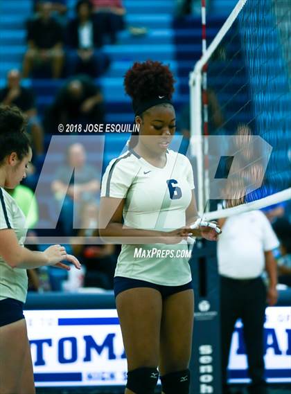 Thumbnail 3 in Hylton @ Potomac photogallery.