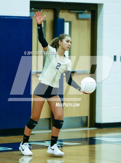 Thumbnail 3 in Hylton @ Potomac photogallery.