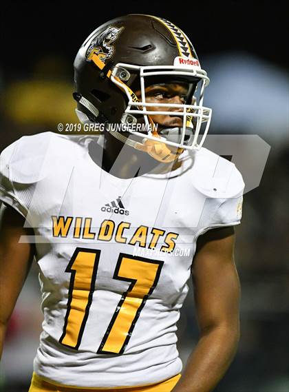 Thumbnail 2 in Cardinal Newman vs. El Camino (CIF D3AA State Final) photogallery.