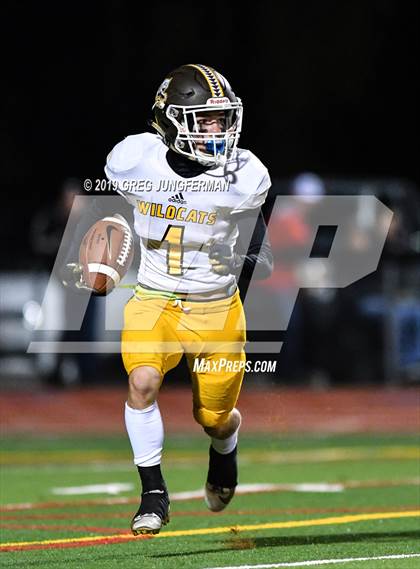 Thumbnail 3 in Cardinal Newman vs. El Camino (CIF D3AA State Final) photogallery.