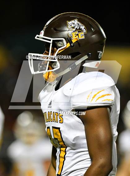 Thumbnail 3 in Cardinal Newman vs. El Camino (CIF D3AA State Final) photogallery.