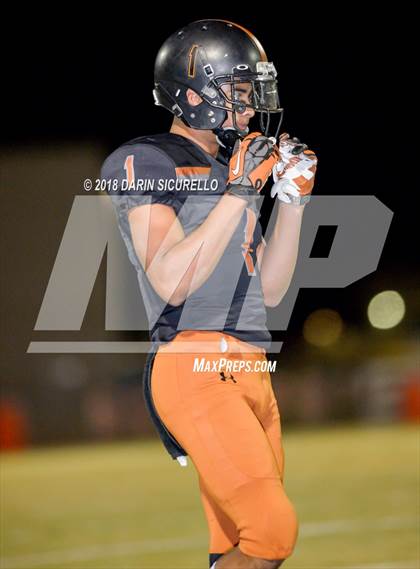 Thumbnail 3 in Greenway vs. Desert Edge (AIA 4A Quarterfinal) photogallery.