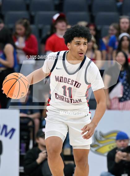 Thumbnail 2 in Folsom vs. Modesto Christian (CIF SJS D1 Final) photogallery.
