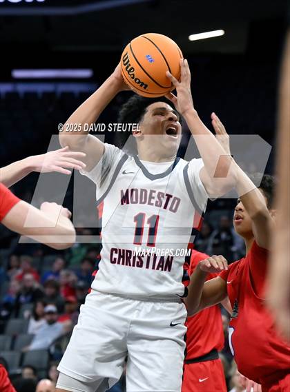 Thumbnail 1 in Folsom vs. Modesto Christian (CIF SJS D1 Final) photogallery.