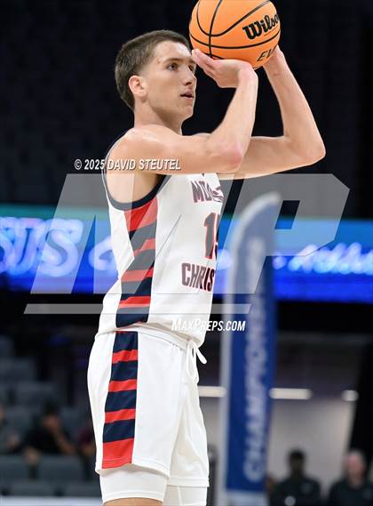 Thumbnail 3 in Folsom vs. Modesto Christian (CIF SJS D1 Final) photogallery.