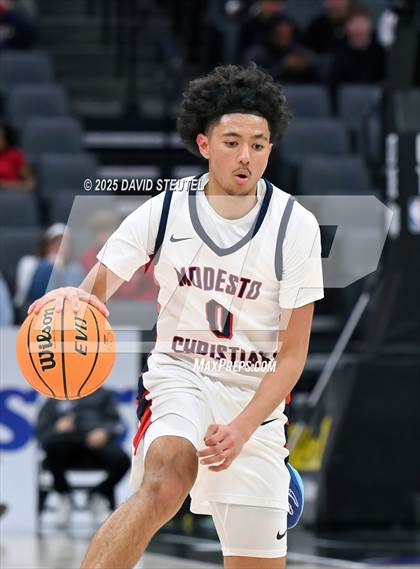 Thumbnail 1 in Folsom vs. Modesto Christian (CIF SJS D1 Final) photogallery.