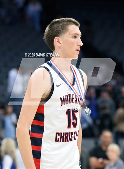 Thumbnail 3 in Folsom vs. Modesto Christian (CIF SJS D1 Final) photogallery.