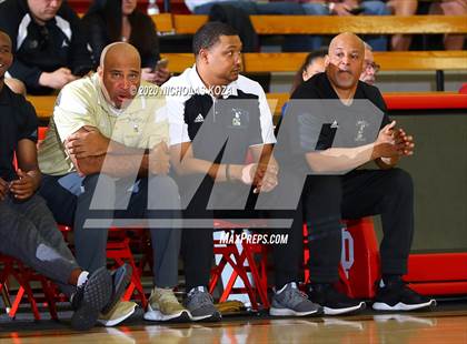 Thumbnail 1 in De La Salle vs. Long Beach Poly (Nike Extravaganza) photogallery.