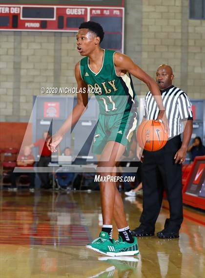 Thumbnail 2 in De La Salle vs. Long Beach Poly (Nike Extravaganza) photogallery.