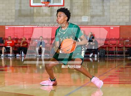 Thumbnail 1 in De La Salle vs. Long Beach Poly (Nike Extravaganza) photogallery.