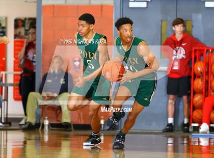 Thumbnail 2 in De La Salle vs. Long Beach Poly (Nike Extravaganza) photogallery.
