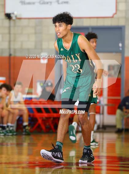 Thumbnail 2 in De La Salle vs. Long Beach Poly (Nike Extravaganza) photogallery.