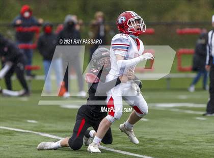 Thumbnail 1 in Bellport vs Half Hollow Hills East (Conference III Semi Finals) photogallery.