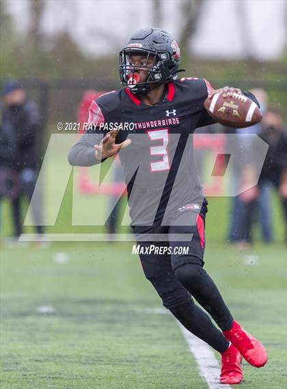 Thumbnail 2 in Bellport vs Half Hollow Hills East (Conference III Semi Finals) photogallery.