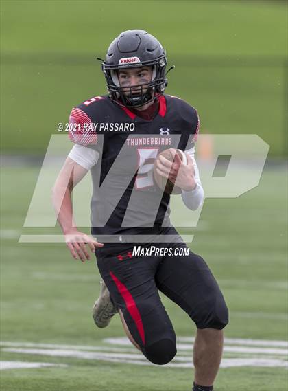 Thumbnail 1 in Bellport vs Half Hollow Hills East (Conference III Semi Finals) photogallery.
