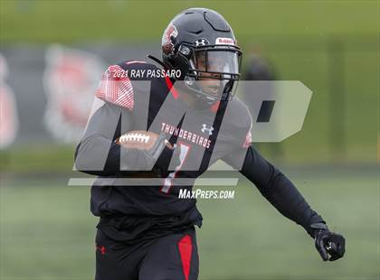 Thumbnail 1 in Bellport vs Half Hollow Hills East (Conference III Semi Finals) photogallery.