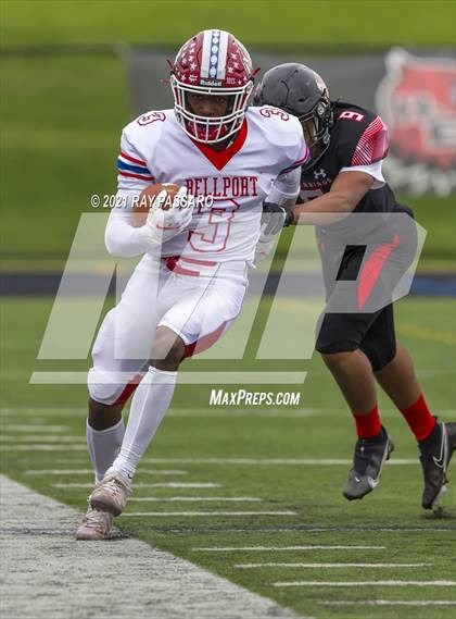 Thumbnail 2 in Bellport vs Half Hollow Hills East (Conference III Semi Finals) photogallery.