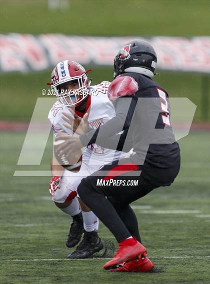 Thumbnail 3 in Bellport vs Half Hollow Hills East (Conference III Semi Finals) photogallery.
