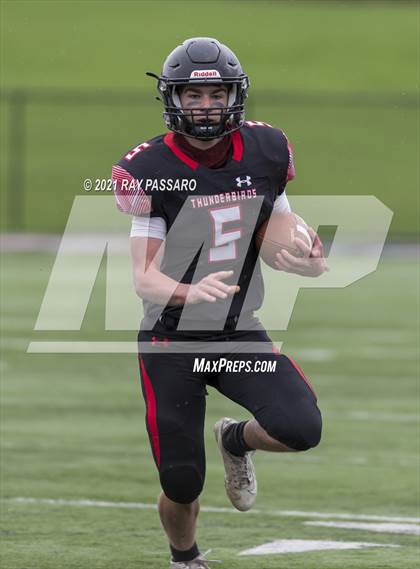 Thumbnail 2 in Bellport vs Half Hollow Hills East (Conference III Semi Finals) photogallery.