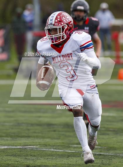 Thumbnail 3 in Bellport vs Half Hollow Hills East (Conference III Semi Finals) photogallery.