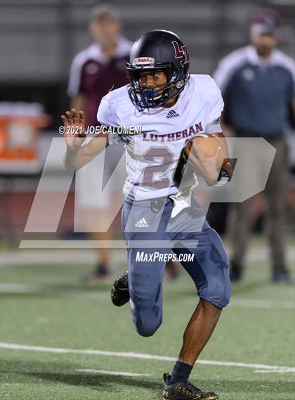 Thumbnail 2 in Lutheran vs The Christian School at Castle Hills photogallery.
