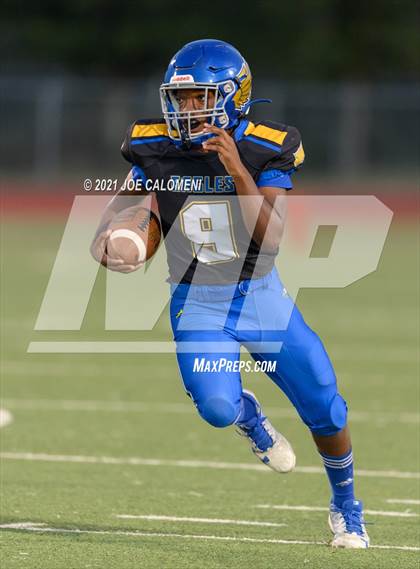 Thumbnail 1 in Lutheran vs The Christian School at Castle Hills photogallery.