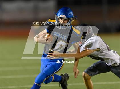 Thumbnail 3 in Lutheran vs The Christian School at Castle Hills photogallery.