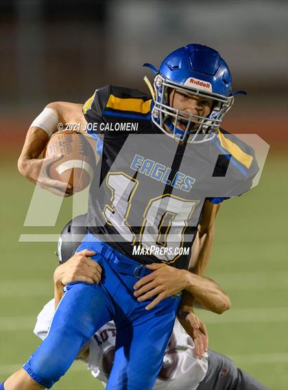 Thumbnail 3 in Lutheran vs The Christian School at Castle Hills photogallery.