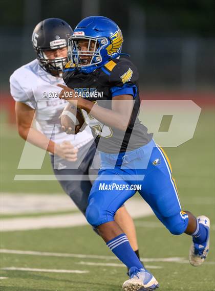 Thumbnail 3 in Lutheran vs The Christian School at Castle Hills photogallery.