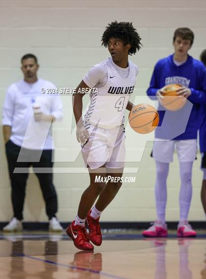 Thumbnail 2 in Regis Jesuit @ Grandview photogallery.
