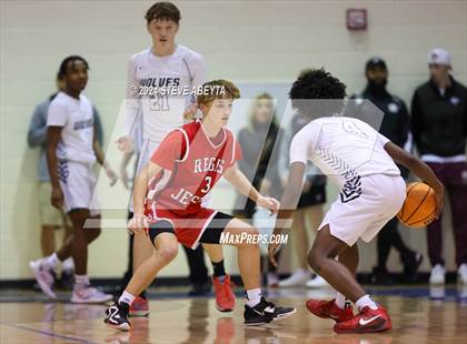 Thumbnail 2 in Regis Jesuit @ Grandview photogallery.