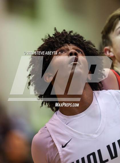 Thumbnail 3 in Regis Jesuit @ Grandview photogallery.