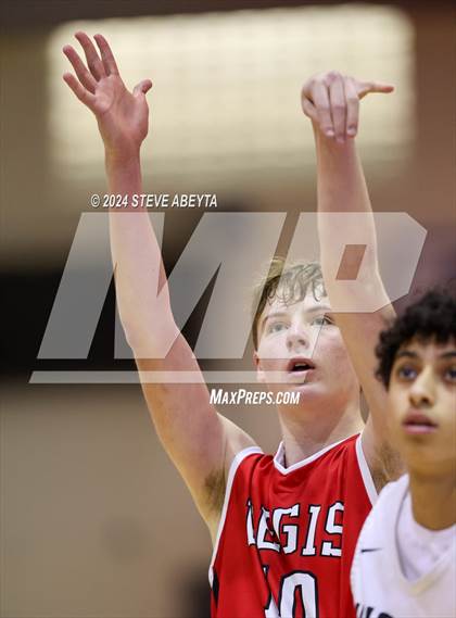 Thumbnail 2 in Regis Jesuit @ Grandview photogallery.