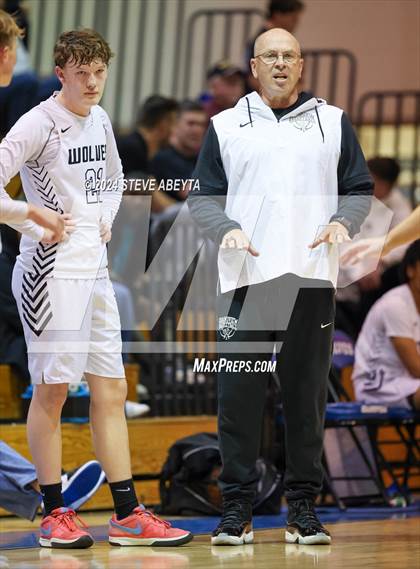 Thumbnail 2 in Regis Jesuit @ Grandview photogallery.