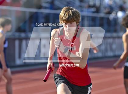 Thumbnail 1 in IHSAA Region 5 (3200 Meter Relay) photogallery.