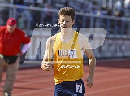 Thumbnail 1 in IHSAA Region 5 (3200 Meter Relay) photogallery.