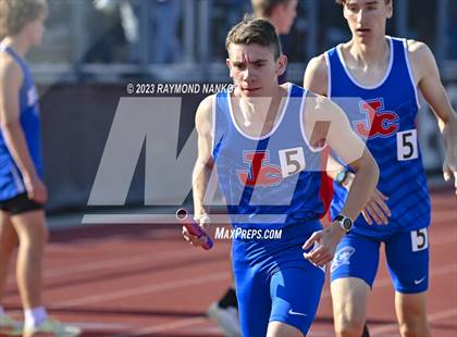 Thumbnail 2 in IHSAA Region 5 (3200 Meter Relay) photogallery.