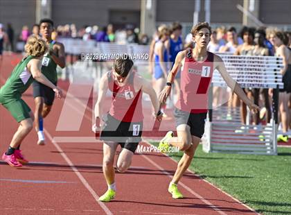 Thumbnail 2 in IHSAA Region 5 (3200 Meter Relay) photogallery.