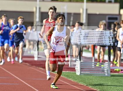 Thumbnail 3 in IHSAA Region 5 (3200 Meter Relay) photogallery.