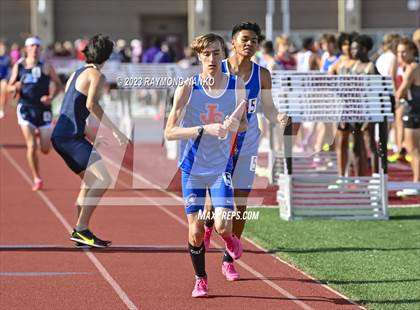 Thumbnail 3 in IHSAA Region 5 (3200 Meter Relay) photogallery.